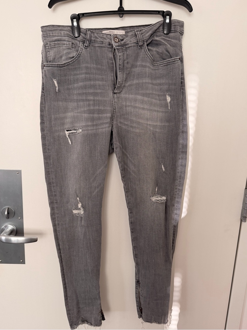 Zara Grey Distressed Cropped Skinny Jeans